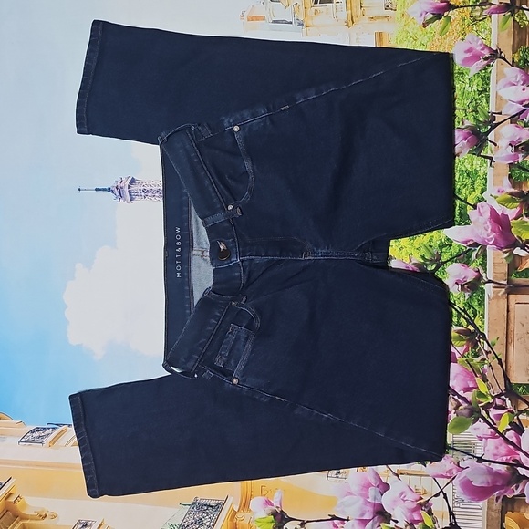 Mott & Bow Denim - Mott & Bow Boyfriend Jeans Size 2/28